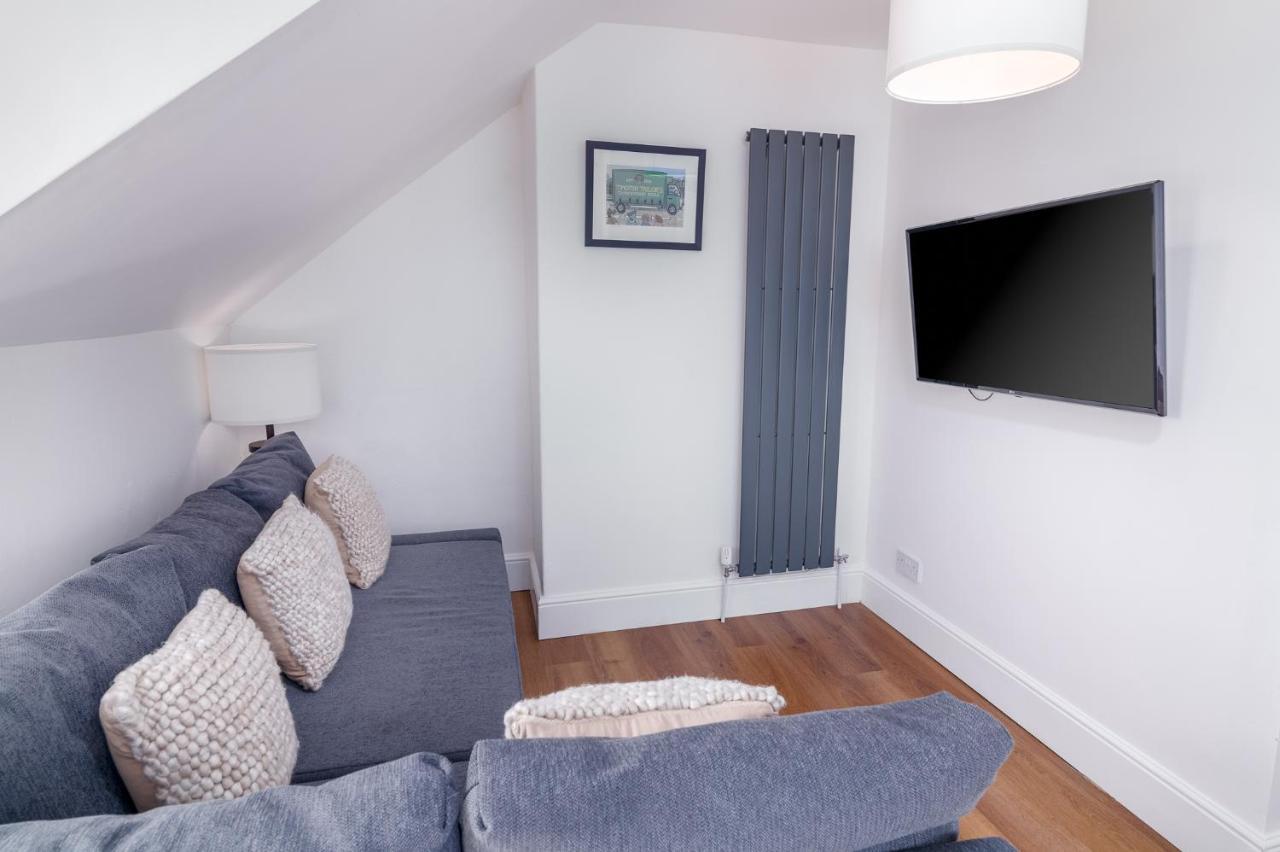 Whitby Heights Apartment Luaran gambar