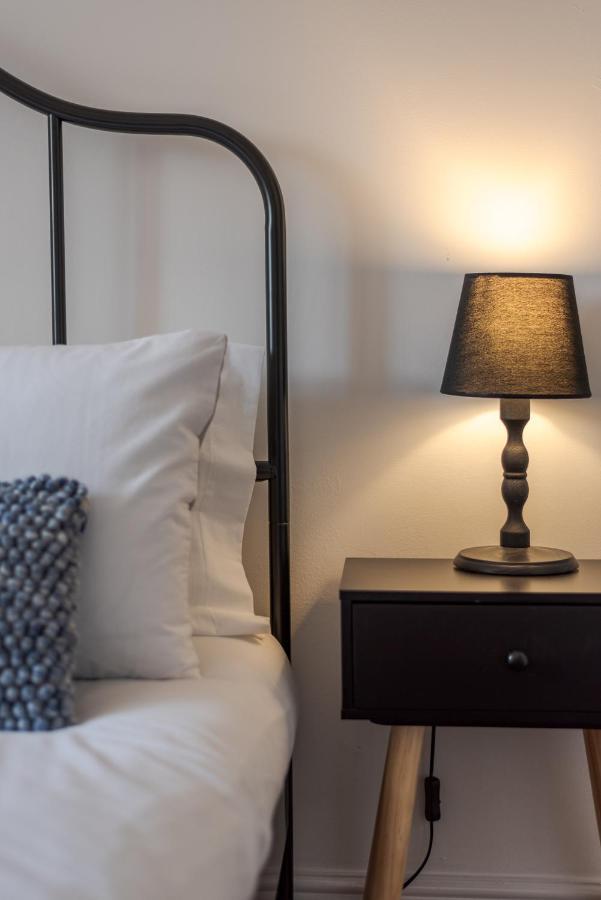 Whitby Heights Apartment Luaran gambar